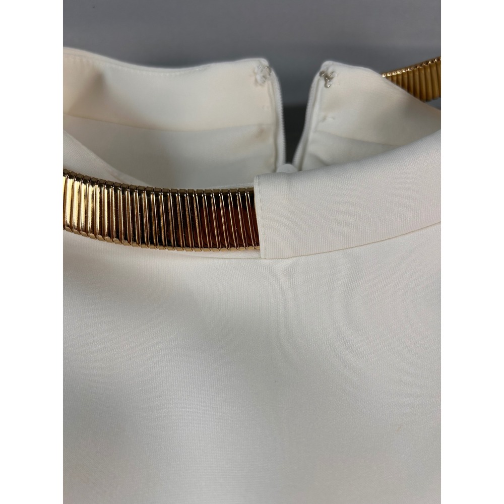 Calvin Klein White Sleeveless Shift Dress Gold Metal Collar Detail Size 14 - Picture 7 of 11